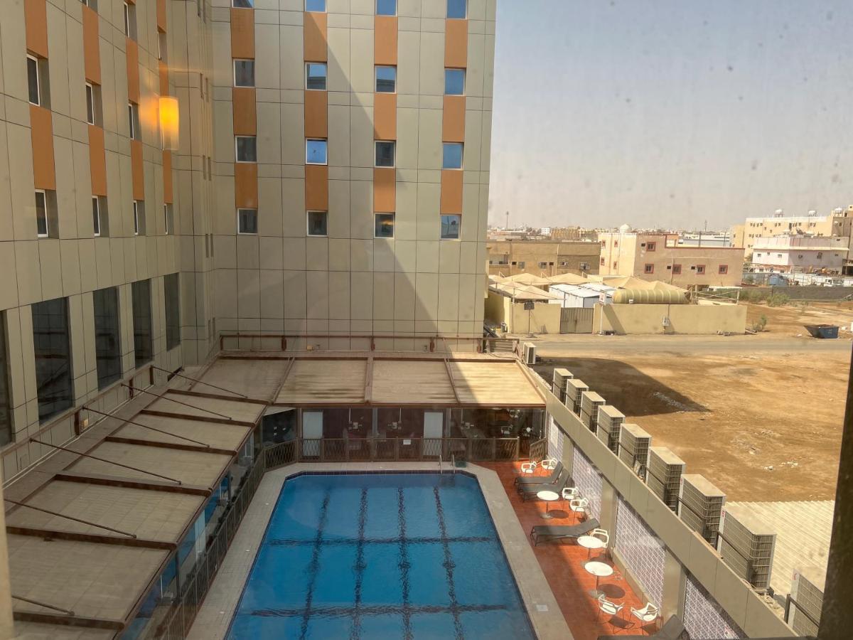 Hotel Ibis Yanbu Extérieur photo